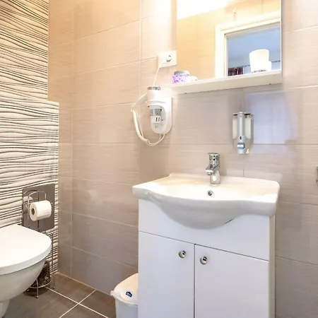 Marin Center Apartman Pula